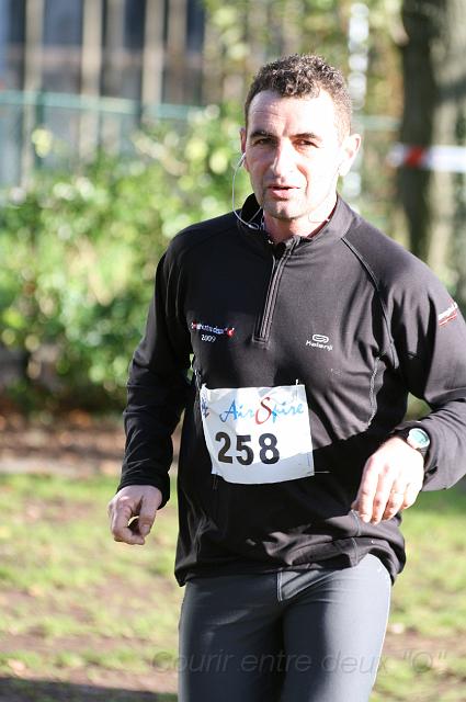 Courir entre deux O 2009 225.jpg